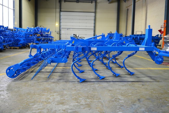 Grubber KBM-8P (Einzelwalze)