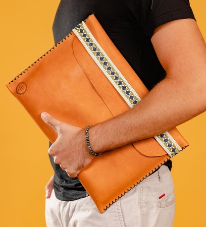 Document / Laptop Holder with Embroidered Strap Держатель для документов / ноутбука с вышитым ремешком