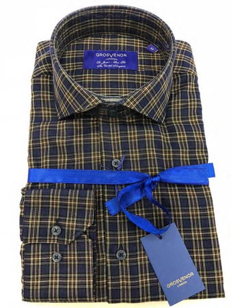 Erkeklerin gömlekleri