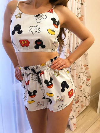 Пижамы и одежда для дома