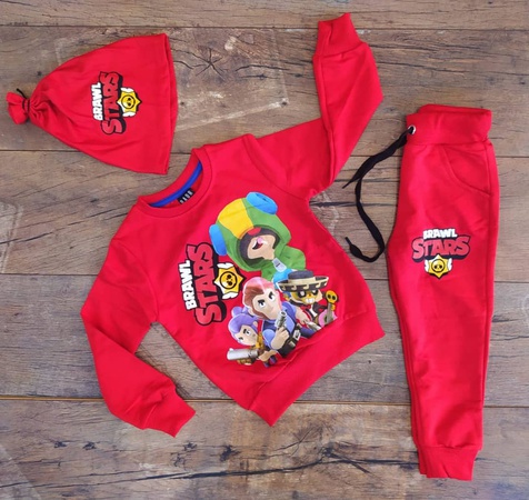 Sweatshirt + pantolon + şapka. (saçlı)