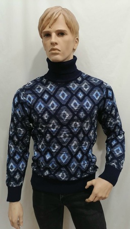 Мужской свитер