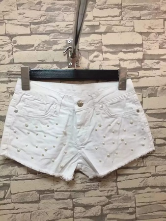 Siparişe göre dikilmiş giysiler