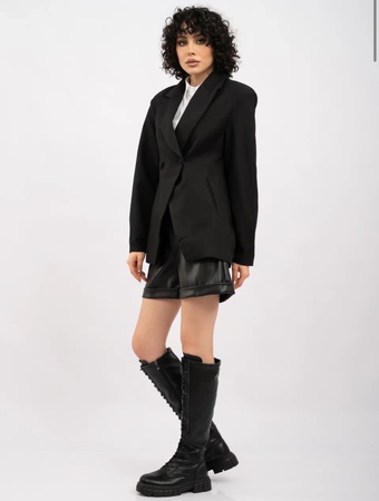 Пиджак приталенный оверсайз