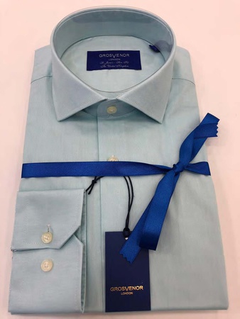 Erkeklerin gömlekleri