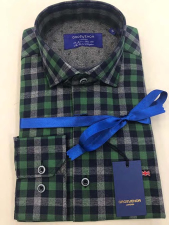 Erkeklerin gömlekleri