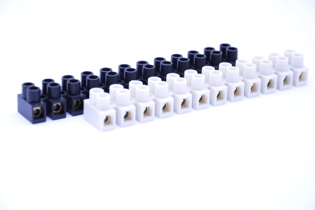 Пластиковый терминал № клеммы: 1