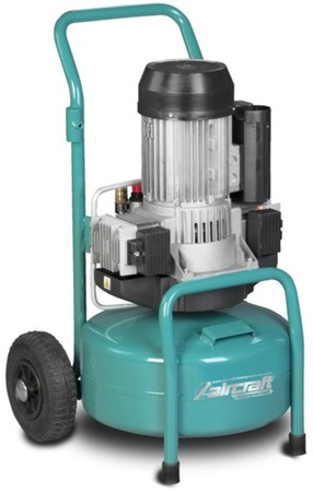 Tragbarer Kolbenkompressor Compact Air BX 33