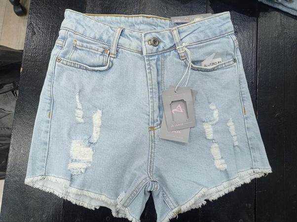 Женские шорты джинсовые