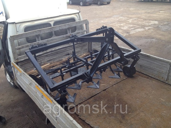 Культиватор-окучник трехкорпусный КОН-2х0,7