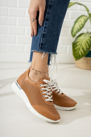 Женская обувь из натуральной кожи