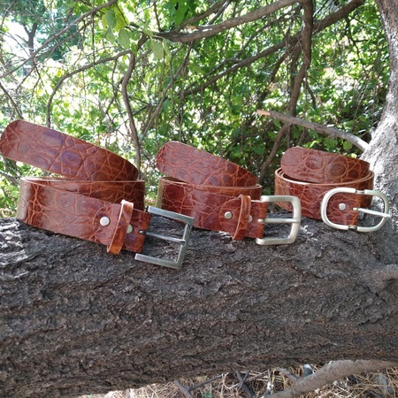 Мужские и Женские ремни ручной работы из Итальянской кожи.