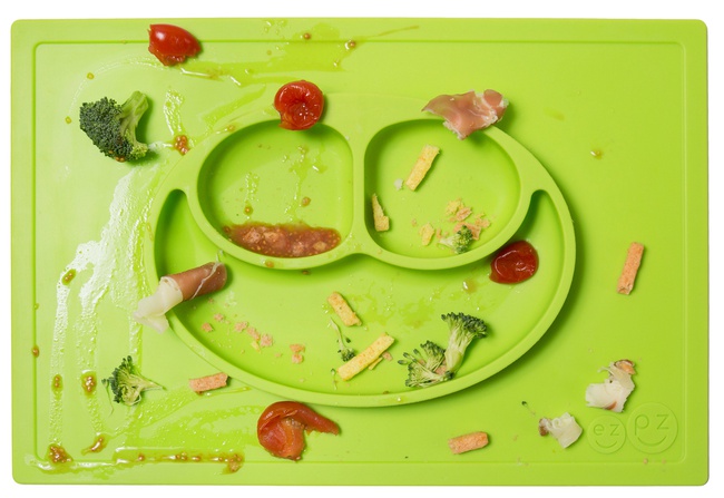 Силиконовая тарелка ezpz Happy Mat Green