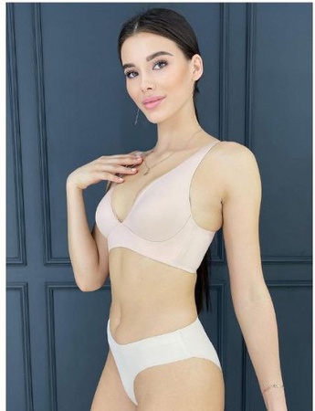 Женский бьюстгалтер бесшовный