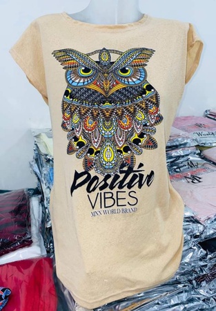 Wholesale sports suits and t-shirts