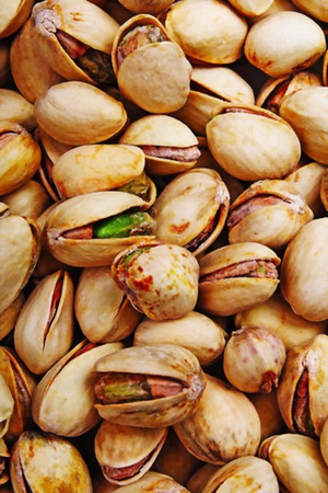 Pistachios, type: /jumbo (kale ghoochi)
