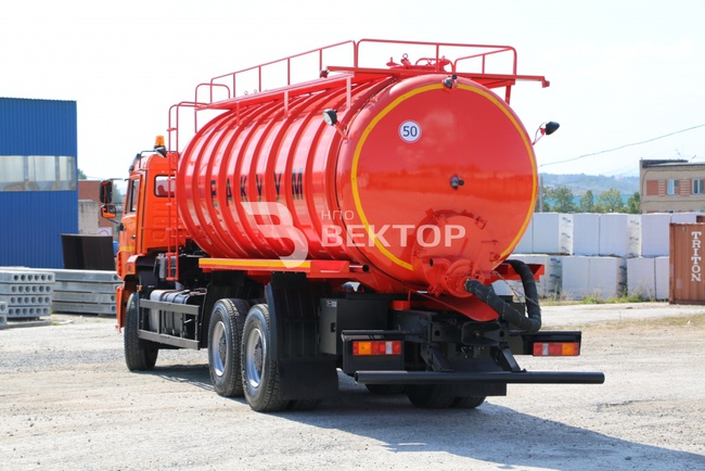 AKN-20 KAMAZ-6520