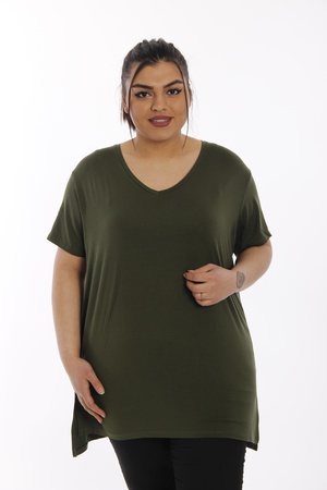 Футболка большого размера с V-образным вырезом с прорезями - хаки (1)