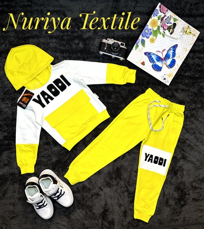 Спортивный костюм