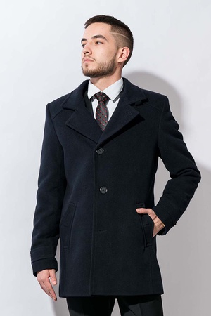 мужская одежда:  мужские костюмы, мужские пиджаки,  мужские брюки, мужские жилеты, мужские рубашки, мужские пальто и полупальто.