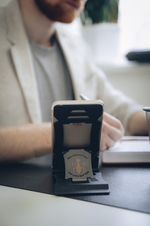 подставка под гаджеты