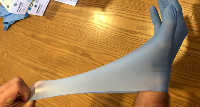 Нитриловые перчатки