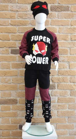 ŞAPKALI EŞOFMAN TAKIM