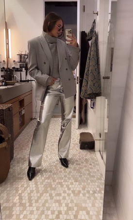 ملابس نسائية