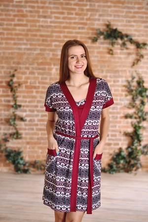 Kadın setleri. Sabahlık, gömlek