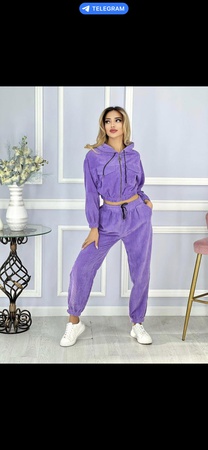 Kadınlar için spor kıyafetleri