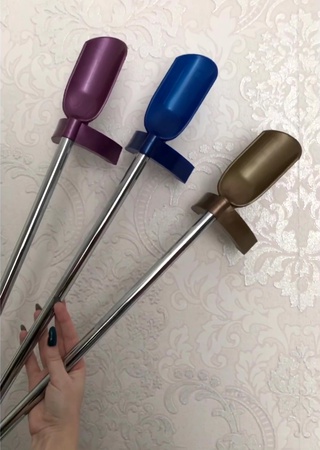 Spoon for putting on and taking off shoes