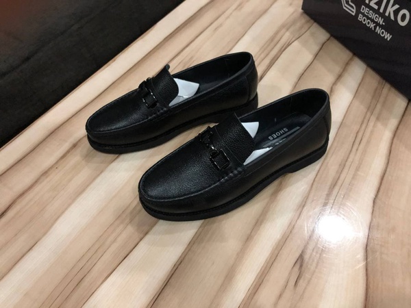Genuine leather shoes