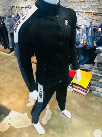 Брендовая спортивная одежда