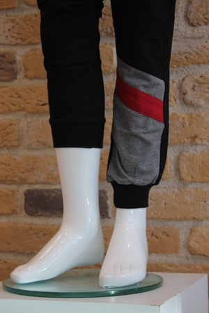 KAPŞONLU EŞOFMAN TAKIM