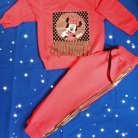 Toptan ve perakende bebek giysileri