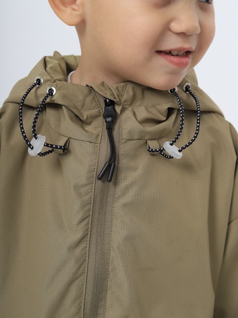 Детская ветровка с капюшоном