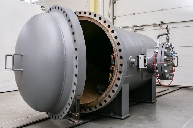 Бронекамера