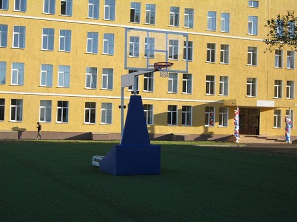 Баскетбольная стойка мобильная складная с гидравлическим приводом