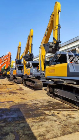 Продажа полной серии строительной и дорожной техники (Экскаваторы, Погрузчики, Краны)