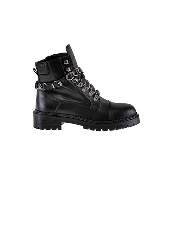 Kadın ayakkabıları