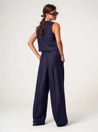 Костюм брючный с жилеткой