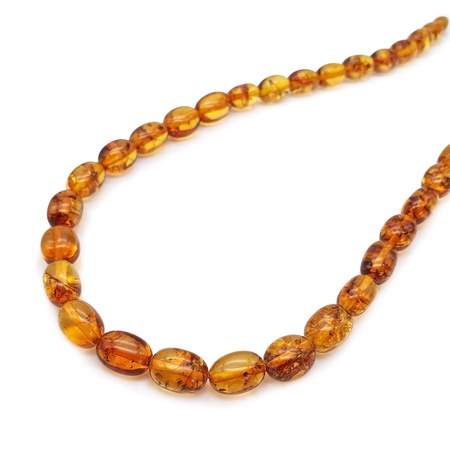 Бусы из янтаря слива