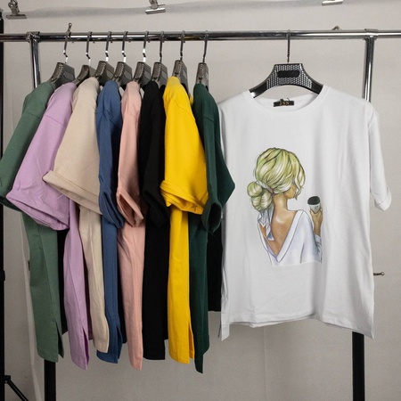 Женская футболка oversize