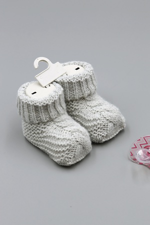 TRİKO SAÇ ÖRGÜ BEBEK PATİK