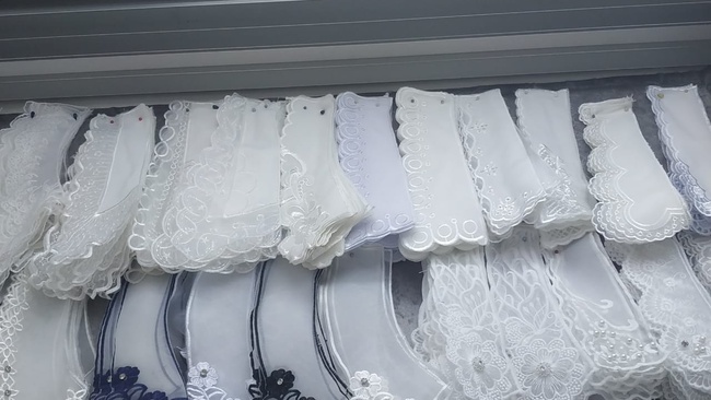 collars in a wide range