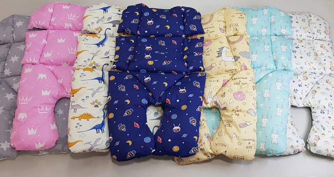 Матрасики и вкладыши в коляску, стульчик для кормления