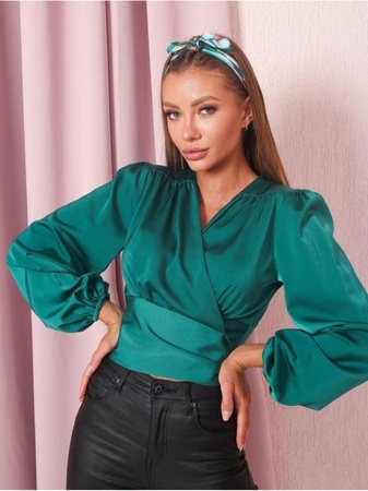 Блузка на запахе