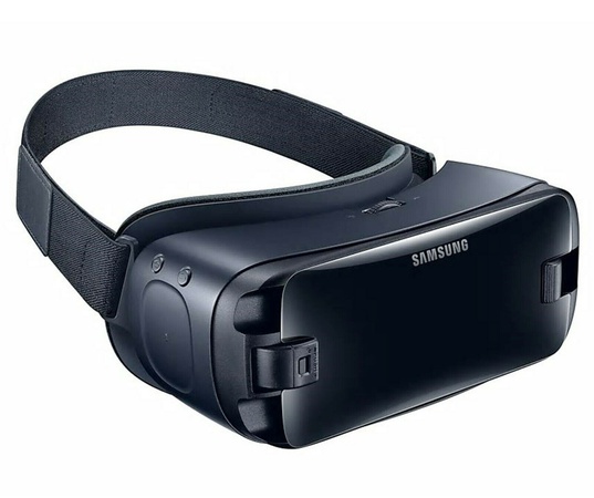 Гарнитура Samsung Gear VR с контроллером на базе Oculus SM-R3250