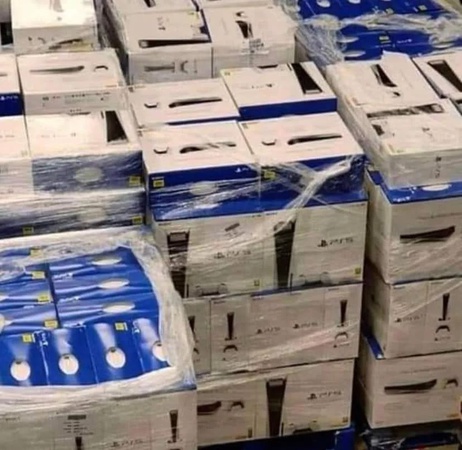 2024 PS5 CFI 2000A01 Sony PlayStation 5 Blu-Ray Edition