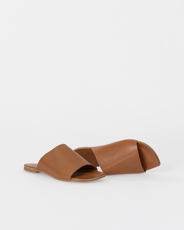 Женские босоножки  D21.021